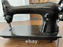 Super Heavy Duty Leather And Canvas Sewing Machine. Amazing. Read. JA