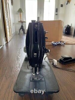 Super Heavy Duty Leather And Canvas Sewing Machine. Amazing. Read. JA