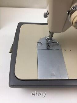 Superb Metal Singer 449 S/stitch Heavy Duty Sewing Machine Manual