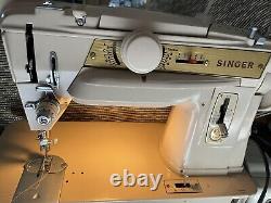 Sweet 1965 Singer 411 G Heavy Duty Sewing Germany PB485630 with accessories