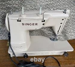 Sweet 1965 Singer 411 G Heavy Duty Sewing Germany PB485630 with accessories