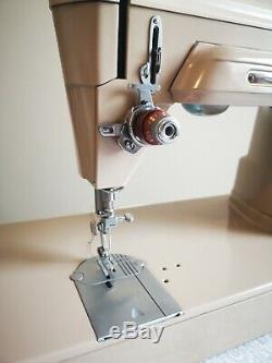 Timewarp stunning 1 owner Singer 404G Semi Industrial Heavy Duty Sewing Machine