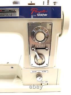 Vintage BROTHER Pacesetter Heavy Duty Embroidery Sewing Machine Model XL 703