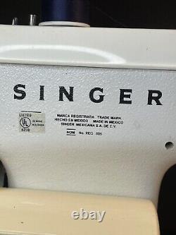 Vintage HEAVY DUTY Industrial Strength SINGER 3102 Sewing Machine withCase, Manual