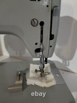 Vintage Heavy Duty Sewing machine PFAFF 262 With Foot Pedal