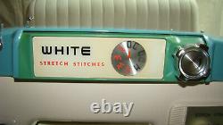 Vintage Heavy Duty White 940 Sewing Machine with Foot Pedal and Case TESTED LN