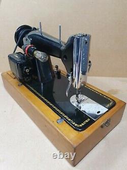 Vintage Pfaff 30 Heavy Duty Electric Sewing Machine