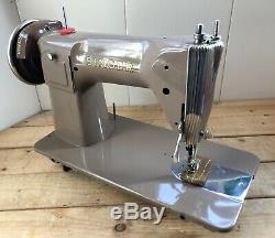 Vintage SINGER 215G Heavy Duty Semi-Industrial SEWING MACHINE