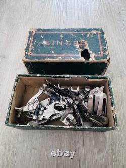 Vintage Singer 15-75 Heavy Duty Sewing Machine withAccessories, Tested