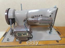 Vintage Singer 185K Heavy Duty Electric Sewing Machine With Accessories