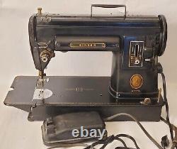 Vintage Singer 301A Sewing Machine Portable Slant Needle Design Heavy Duty Runs