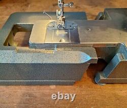 Vintage Singer HD 105 C Heavy Duty Free Arm Sewing Machine Tested See Video