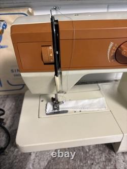 Vintage Singer Model 5522 Sewing Machine Metal Heavy Duty! Free Arm, Working