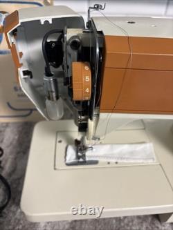 Vintage Singer Model 5522 Sewing Machine Metal Heavy Duty! Free Arm, Working