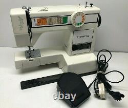 Vintage Toyota 2440 sewing machine compact heavy duty Machine