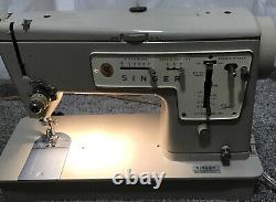 Vtg 1972 SINGER Stylist Zig-Zag Model 457 Sewing Machine Heavy Duty with Pedal