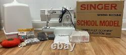 Vtg SINGER FREE ARM MODEL SCHOOL 9410 HEAVY DUTY SEWING MACHINE & CARRY CASE NEW