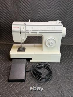 Vtg Singer 57817C Heavy Duty Sewing Machine Tested 17-Stitch Free Arm Workhorse