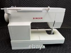 Vtg Singer 57817C Heavy Duty Sewing Machine Tested 17-Stitch Free Arm Workhorse