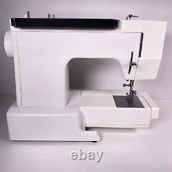 White Heavy Duty Multi Stitch Sewing Machine Model 1666 EUC