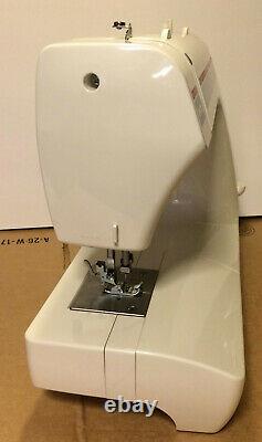 White Jeans Machine Model 1977 Sewing Machine With Foot Pedal Heavy Duty