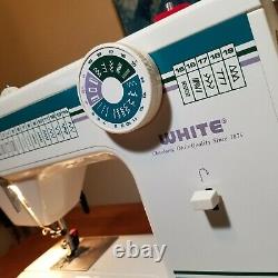 White Sewing Machine Heavy Duty Model 1919 Embroidery Dressmaking + Accessories