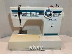 White Sewing Machine Heavy Duty Model 1919 Embroidery Dressmaking with Box Manual