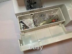 White Sewing Machine Heavy Duty Model 1919 Embroidery Dressmaking with Box Manual