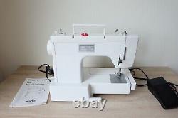 White Sewing Machine VINTAGE Model #1418 Heavy Duty