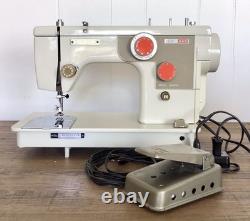 Works! Vintage Janome Stradivaro 669 Heavy Duty Japan Zigzag Sewing Machine A3